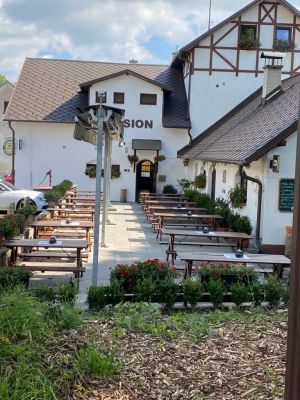 Hostinec u pejska a kočičky