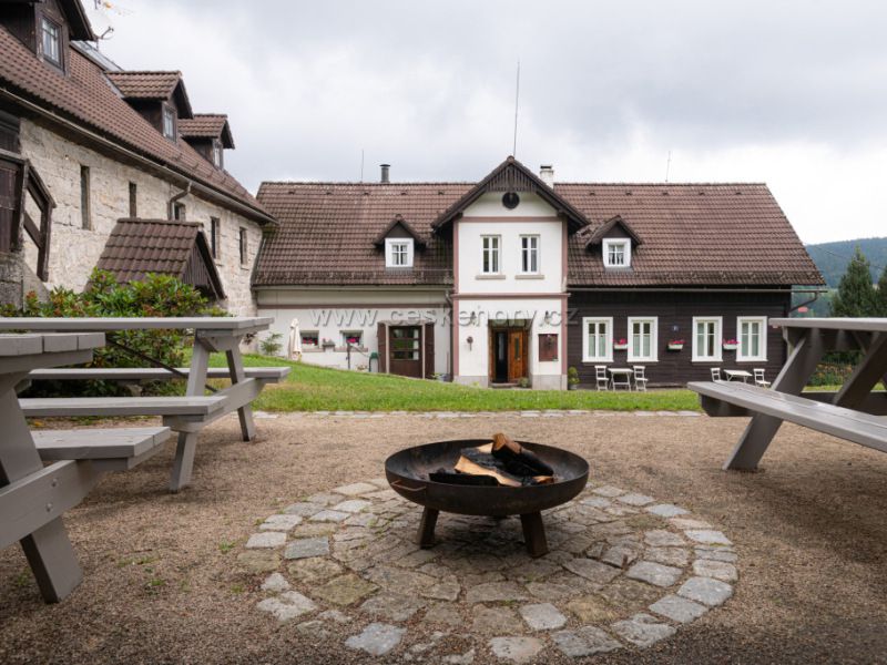 Penzion Statek U Rajtrů