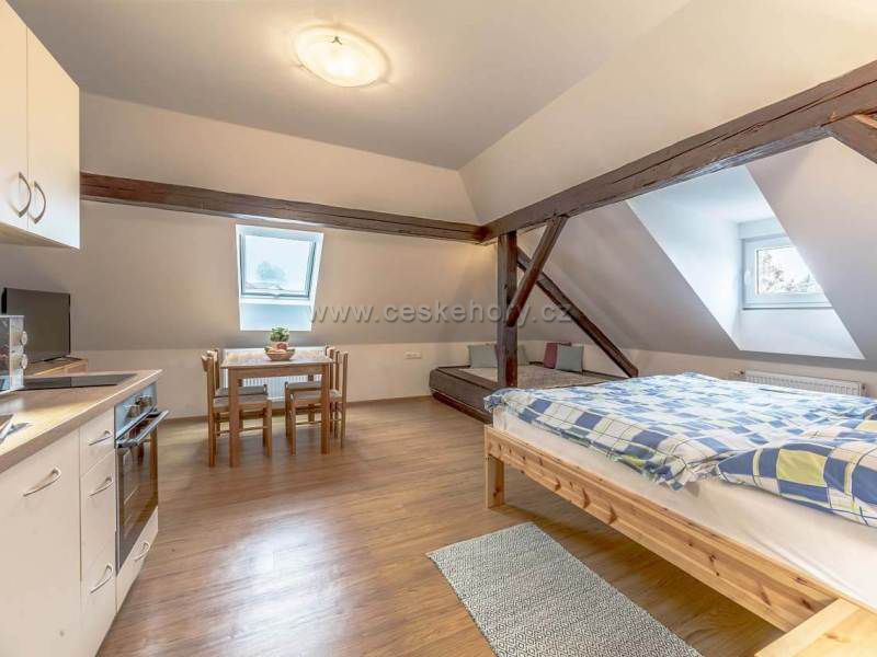 Apartmán V PODKROVÍ