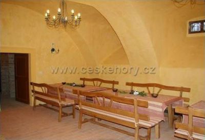 Zámek Červený hrádek - KVIZ Jirkov p.o.