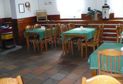 Hotel Zemská brána