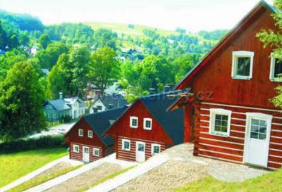 Soukromé roubené chalupy Zlatník