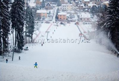Skiareál Máchovka