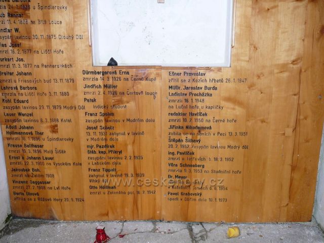 Památky obětem Krkonoš