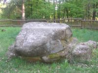 Králův stůl nebo-li stolec se zajimavou historií a tajemnými znaky