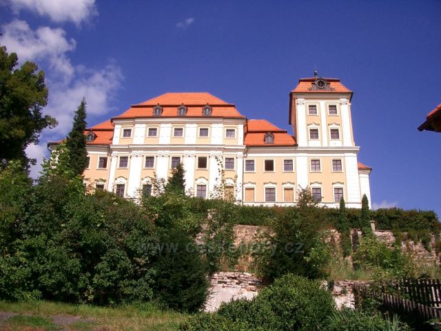 zámek Valeč