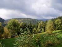 Podzimní krajina-v pozadí vrchol Tanečnice