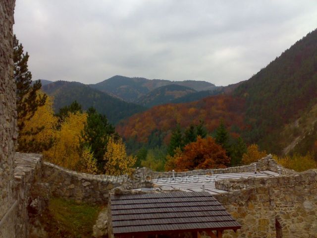 pohled z hradu Strečno