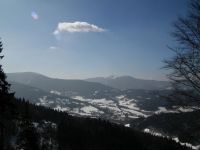 Pohled na Lysou horu z naučné stezky Prašivá.