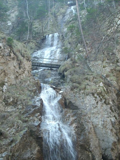 obrovsky vodopad (sokolia dolina)