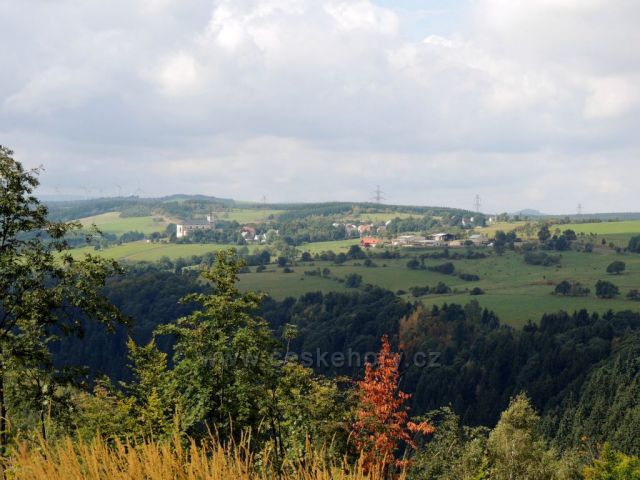Pohled na obec Výsluní.