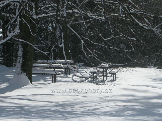 ZIMNÍ POSEZENÍ