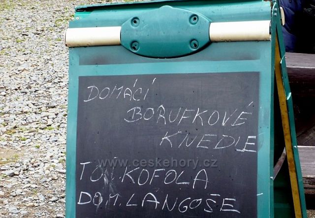 tak nevím - je to nářečí, nebo chybný pravopis ?