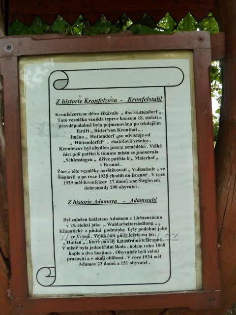 Kronfelzov - detail tabulky s historií osad Kronfelzov a Adamov