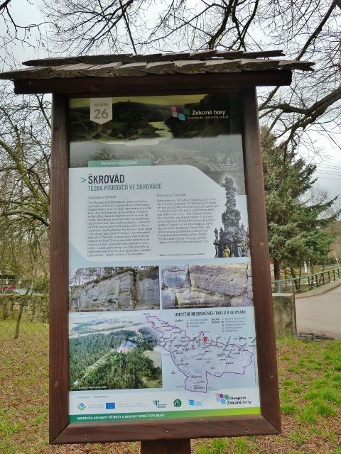 Škrovád- informační tabule o těžbě pískovce