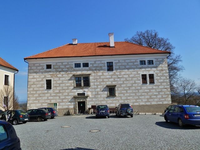 Nasavrky - zámek