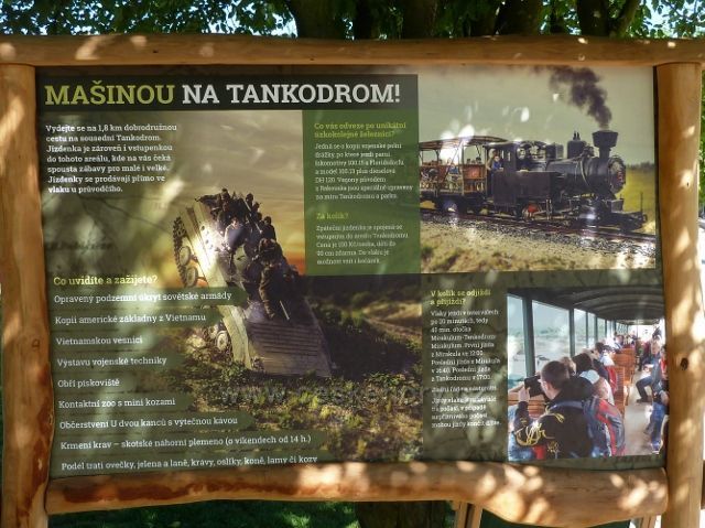 Milovice - park Mirákulum - poutač na Tankodrom