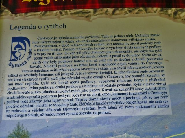 Nýdek - detail panelu Rytířské stezky na rozcestí pod chatou Čantoryjí