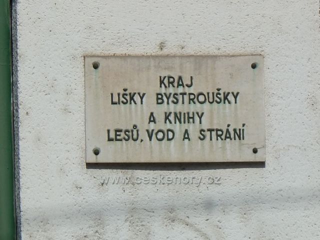 Bílovice n.S. - pamětní deska na nádraží ČD