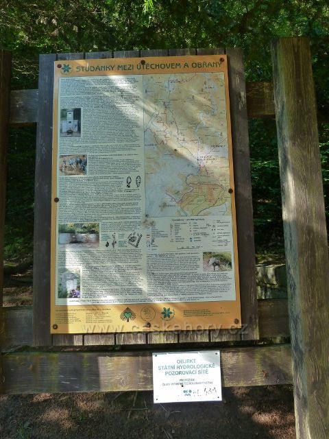 Bílovice n.S. - infotabule o studánkách mezi Útěchovem a Obřany u studánky Leoše Janáčka