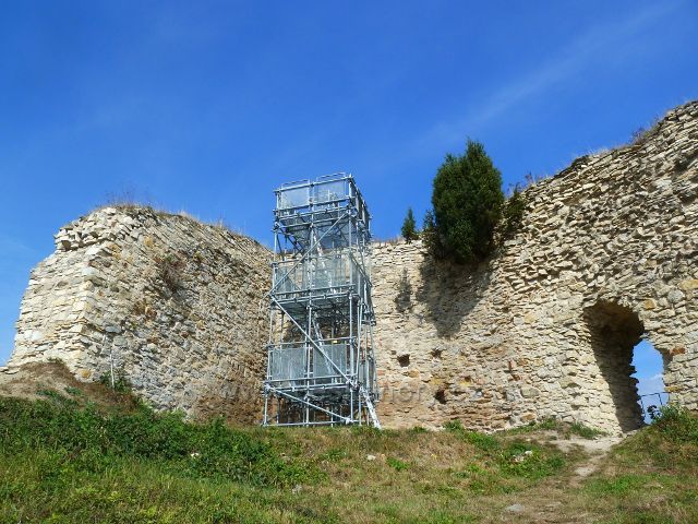 Lanšperk - zřícenina hradu s vyhlídkovou věží