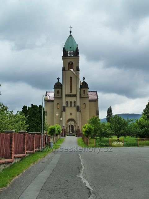 Hodslavice - kostel Božského Srdce Páně