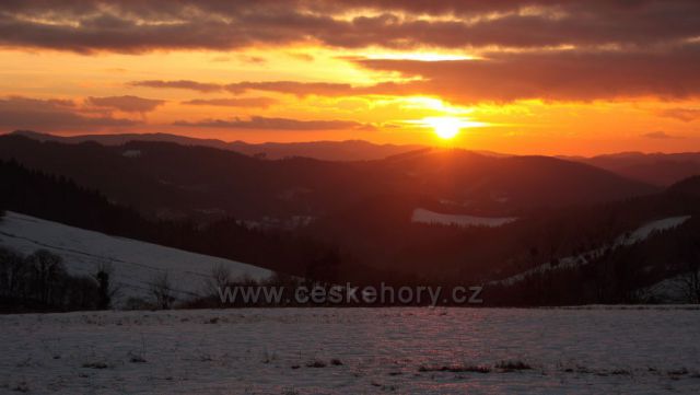 západ slunce nad Velkou Lhotou