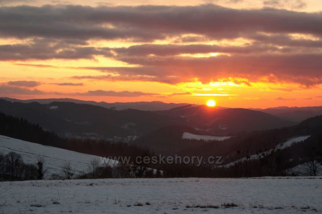západ slunce nad Velkou Lhotou