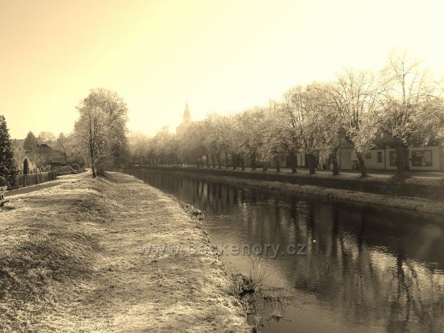 Žamberk - Husovo nábřeží Divoké Orlice