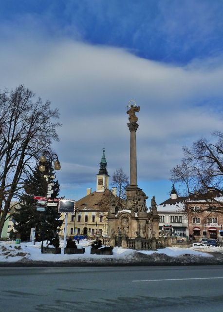 Žamberk - Masarykovo náměstí s radnicí a morovým sloupem