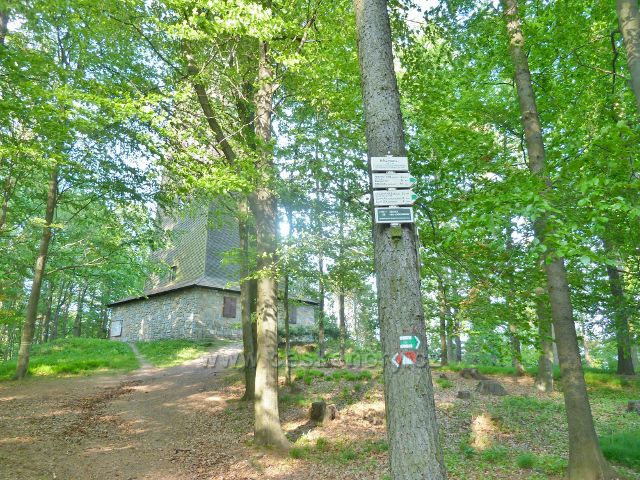 Turistický rozcestník Rozhledna Háj - 631 m.n.m.