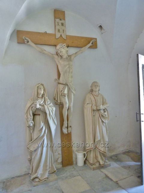 Branná - interiér kostela sv. Michaela Archanděla