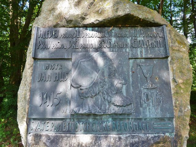 Hradiště - detail pomníku Mistra Jana Husa
