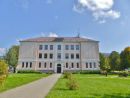 Loučná nad Desnou - budova základní školy