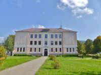 Loučná nad Desnou - budova základní školy