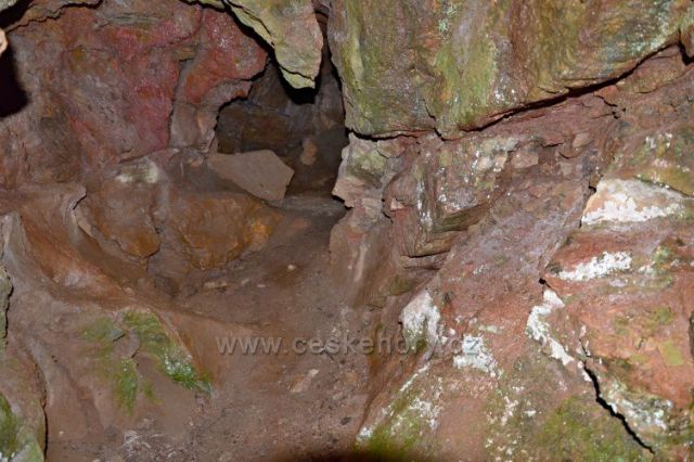 Loupežnická jeskyně