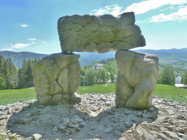 Lázně Jeseník - Cesta života, Brána