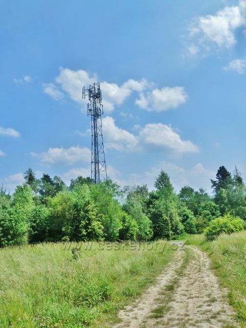 Tupadly - telekomunikační věž nad obcí Tupadly