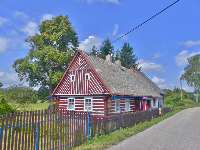 Chalupa na okraji Královce