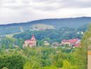 Žacléř - pohled od Urnového Háje na kostel Nejsvětější Trojice