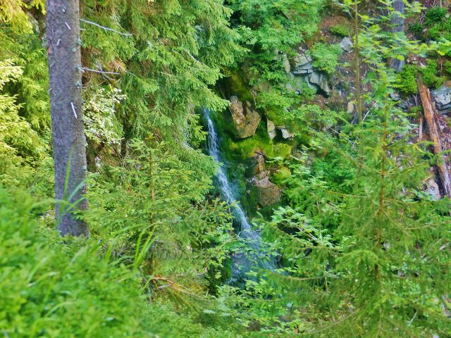 Žacléřské boudy - špatně přístupný Závojový vodopád na Dobytčím potoku