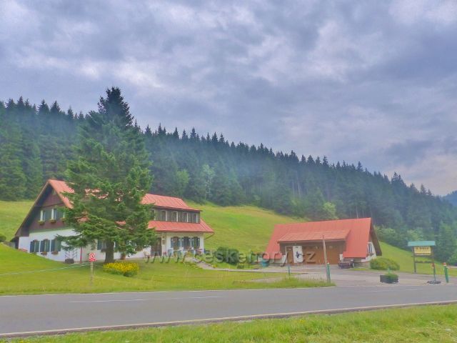 Horní Malá Úpa - penzion "U Dolu" ve Smrčí