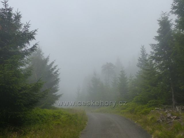 Horní Malá Úpa - silnička k chatě Jelence