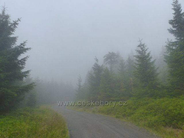 Horní Malá Úpa - silnička k chatě Jelence