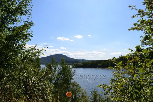 Výhledy na Slezskou Hartu,cestou k vápené peci.