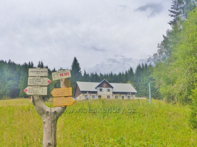 Horní Maršov- turistický rozcestník "Lysečinská bouda, 958 m.n.m."