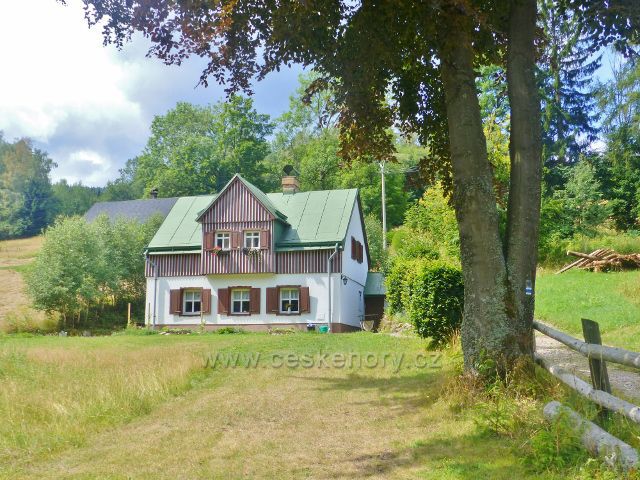 Žacléř - chalupa na Rýchorách nad horskou chatou Ozon