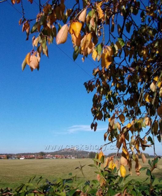 Říjen pod Kunětickou horou