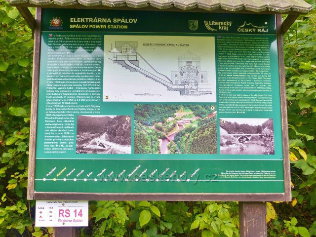 Semily - Riegrova stezka. Informační tabule"Elektrárna Spálov" a bod záchrany RS 14