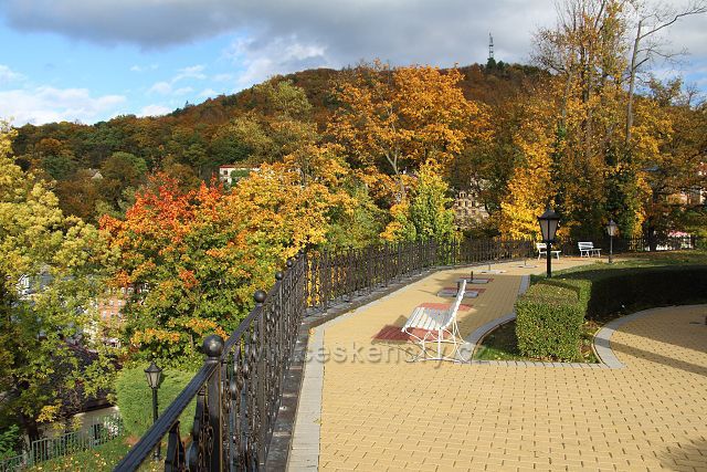Park s výhledem na Karlovy Vary